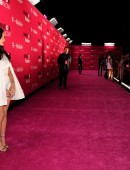 Olivia-Munn-T-Mobile-Un-carrier-X-Launch-LA-3
