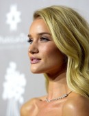 Rosie-Huntington-Whiteley-2015-Baby2Baby-Gala-in-Culver-City-2