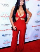 Abigail-Ratchford-Babes-in-Toyland-3