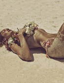 Candice-Swanepoel-VSP-Bikini-4