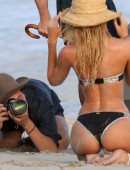Candice-Swanepoel-VSP-Bikini-St-Barts-23
