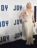 Jennifer-Lawrence-Premiere-Joy-NY-4