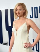 Jennifer-Lawrence-Premiere-Joy-NY-9