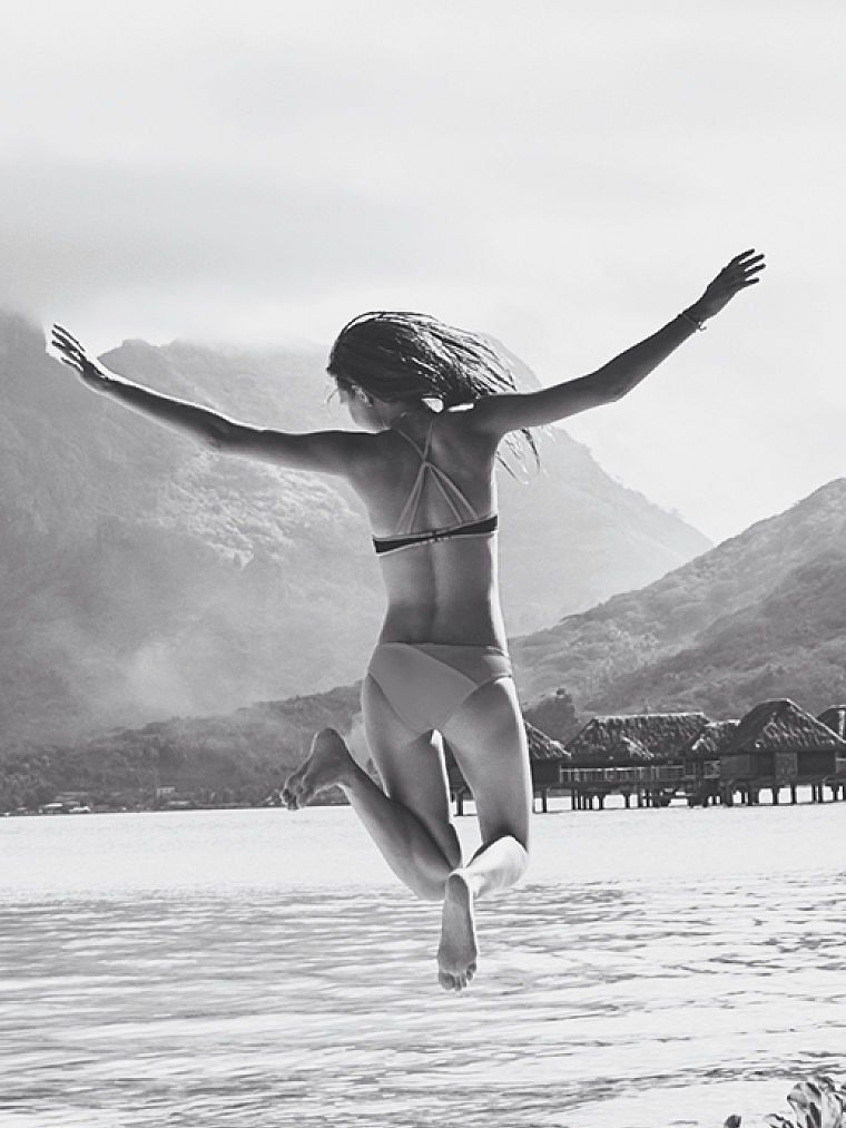 Josephine-Skriver-VSP-72
