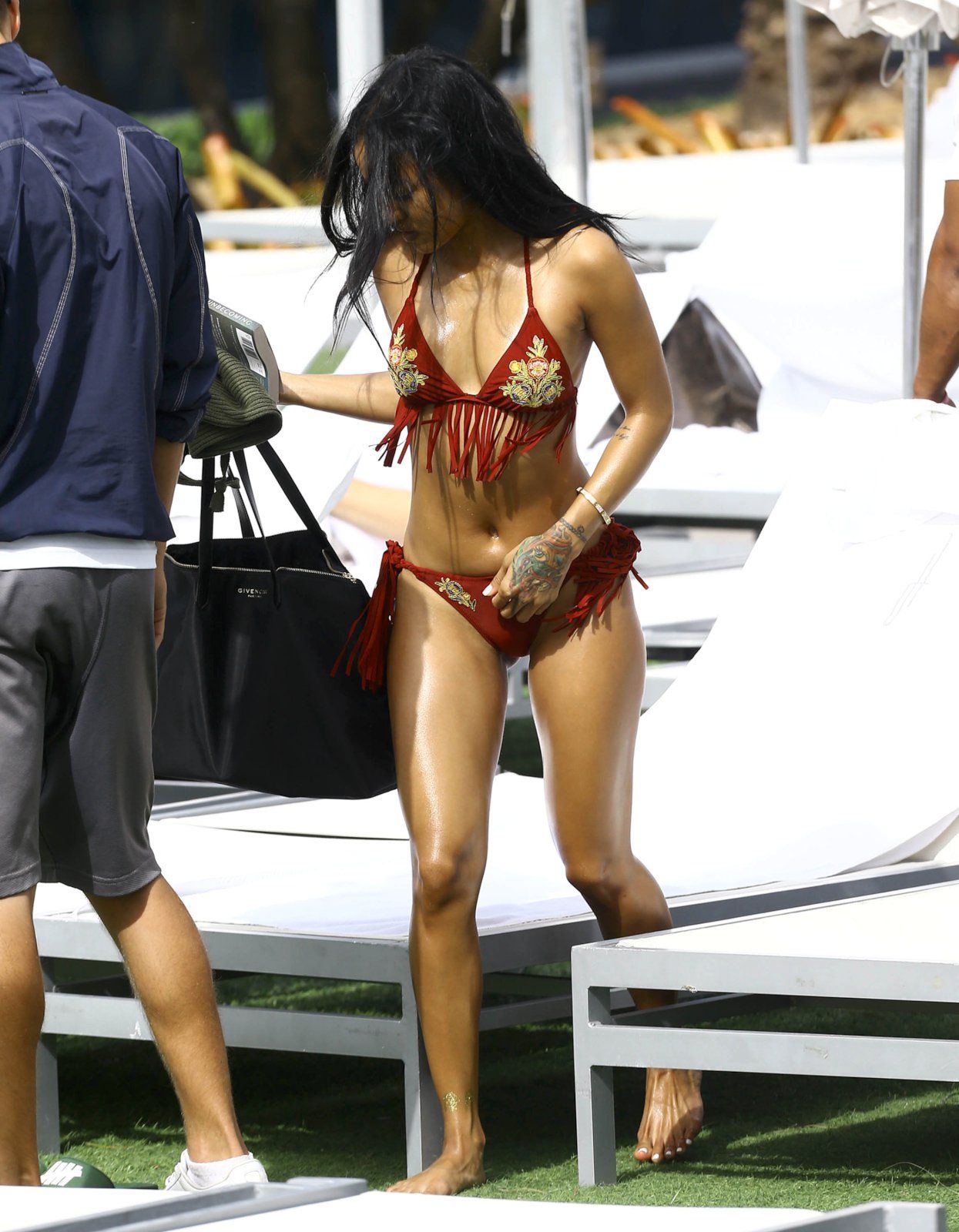 Karrueche-Tran-Bikini-Candids-Miami-12