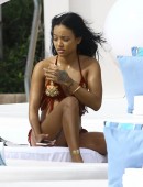 Karrueche-Tran-Bikini-Candids-Miami-5