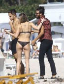 Katie-Cassidy-Bikini-Miami-10