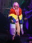 Miley-Cyrus-Tour-Concert-in-Vancouver-6