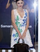 Miranda-Kerr-Samantha-Thavasa-Photocall-7