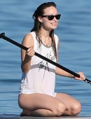 Olivia-Wilde-in-Bikini-in-Hawaii-9