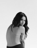 Selena-Gomez-Photoshoot-by-Renata-Raksha-10