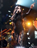 Selena-Gomez-at-102-7-KIIS-FM-Jingle-Ball-2015-in-LA-13