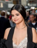 Selena-Gomez-at-Billboard’s-10th-Annual-Women-in-Music-NY-4