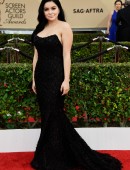 Ariel-Winter-at-the-2016-SAG-Awards-LA-3