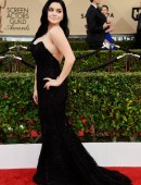 Ariel-Winter-at-the-2016-SAG-Awards-LA-9