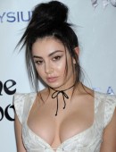 Charli-XCX-201