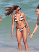 Claudia-Jordan-in-Bikini-in-Miami-9