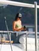 Kendall-Jenner-Bikini-Candids-in-St-Barts-2