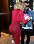 Khloe-Kardashian-502