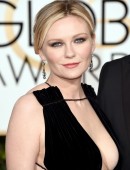 Kirsten-Dunst-at-73rd-Annual-Golden-Globe-Awards-in-Beverly-Hills-4