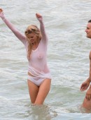 Lara-Stone-in-Wet-T-Shirt-2