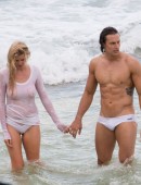 Lara-Stone-in-Wet-T-Shirt-4