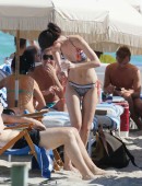 Lena-Meyer-Landrut-in-Bikini-5