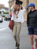 AnnaLynne-McCord-Booty-in-Tights-1
