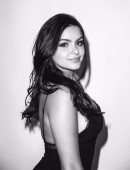 Ariel-Winter-826