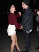 Ariel-Winter-at-The-Nice-Guy-Restaurant-in-West-Hollywood-4