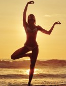 Candice-Swanepoel-VSP-14