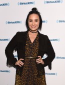 Demi-Lovato-SiriusXM-Studios-LA-5