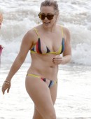 Hilary-Duff-in-Bikini-11