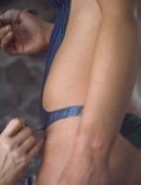 Lindsey-Vonn-Bodypainting-Swimsuit-9