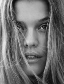 Nina-Agdal-4