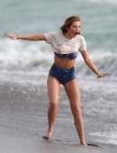 Bella-Thorne-Bikini-Photoshoot-Candids-in-Malibu-3
