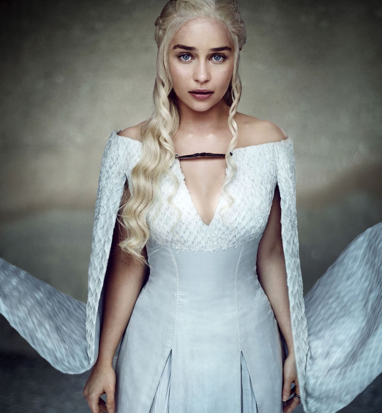 Emilia-Clarke-Entertainment-Weekly-April-2016-3