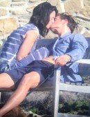 Katy-Perry-Kissing-Orlando-Bloom-1