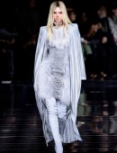 Kendall-Jenner-Balmani-Fashion-Show-Paris-7