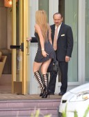 Kylie-Jenner-Leggy-LA-703