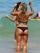Natasha-Oakley-and-Devin-Brugman-9