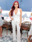 Ariel-Winter-722