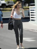 Bella-Thorne-Out-and-About-LA-4