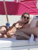 Bella-Thorne-in-Bikini-204