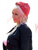 Christina-Aguilera-807