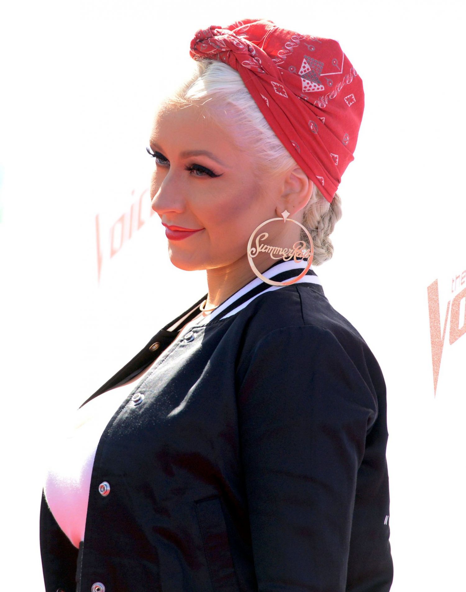 Christina-Aguilera-807