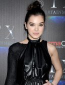 Hailee-Steinfeld-at-CinemaCon-2016-3