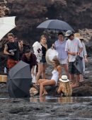 Jessica-Alba-Swimsuit-Photoshoot-Hawaii-939