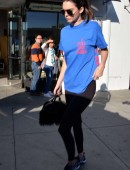 Kendall-Jenner-in-Tights-455