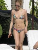 Kristin-Cavallari-in-Bikini-2016-272